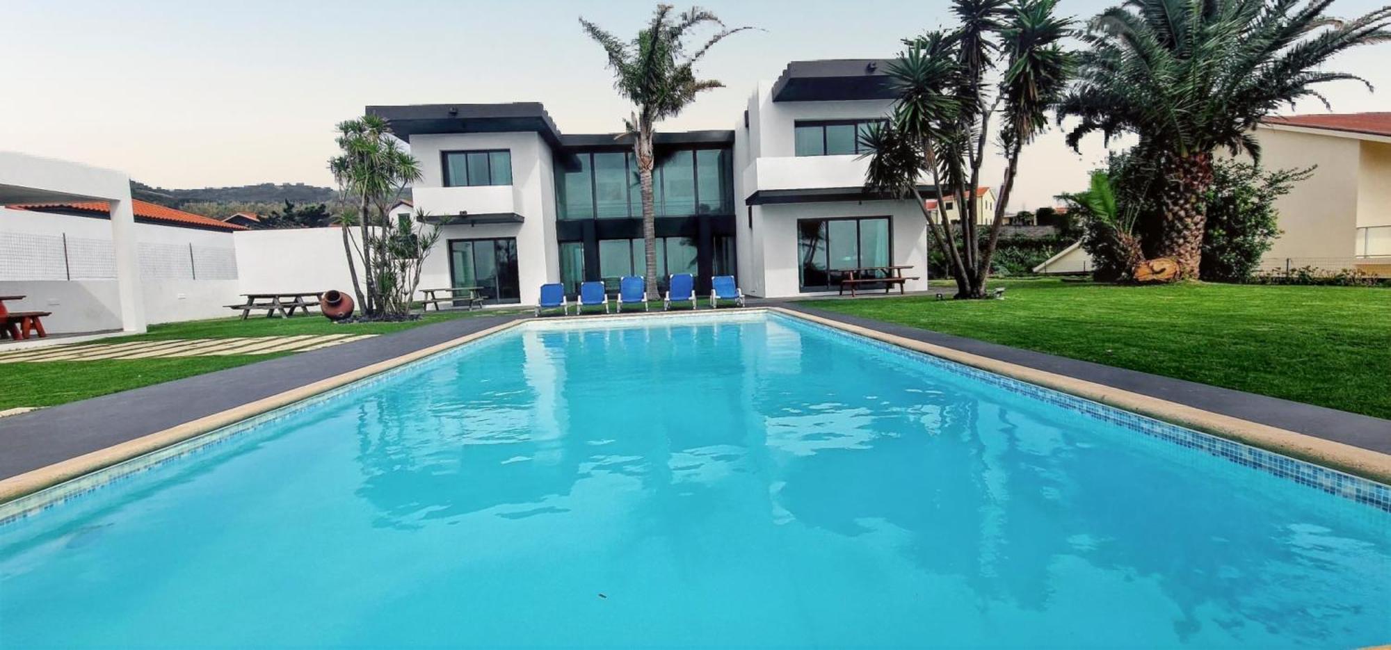 Villa Exceptional In Franca Do Campo With Private Pool